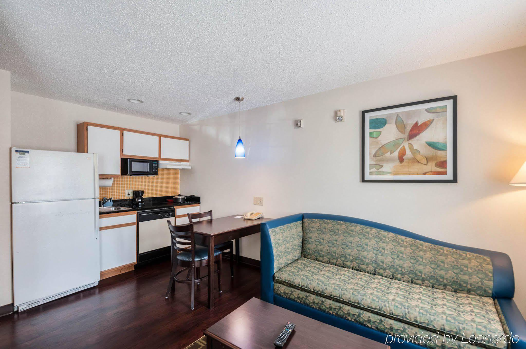 Mainstay Suites Frederick Extérieur photo