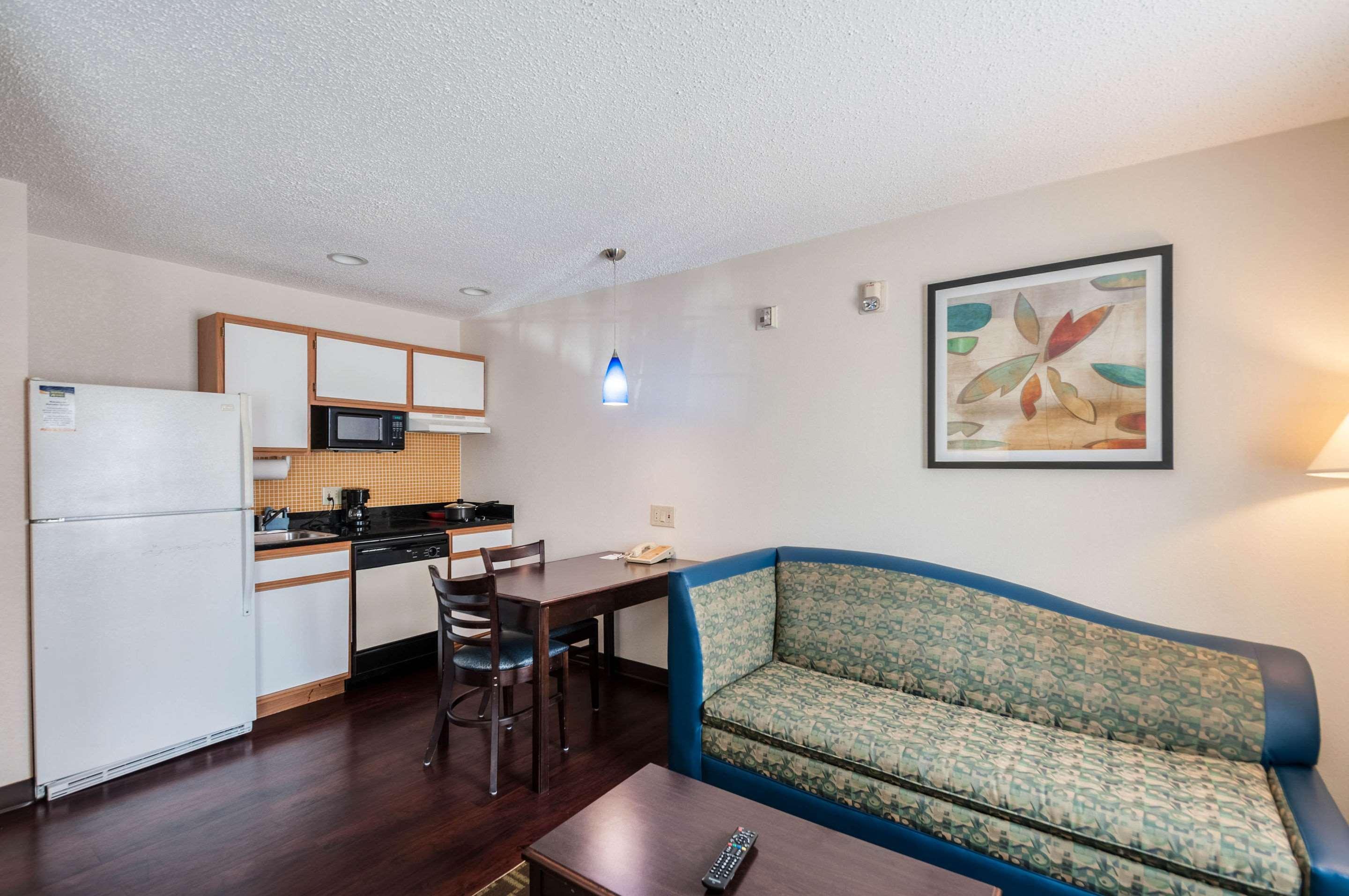 Mainstay Suites Frederick Extérieur photo