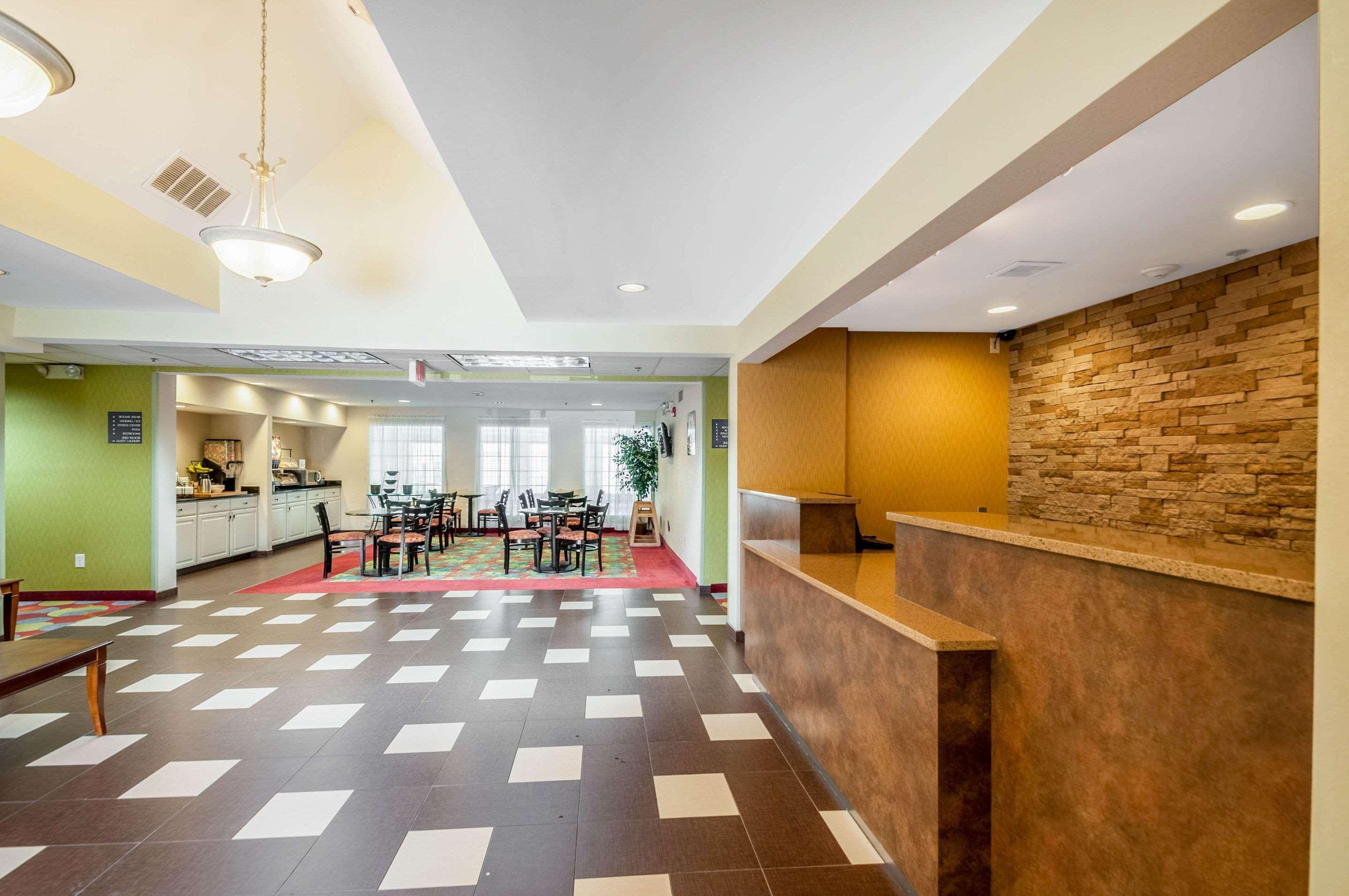 Mainstay Suites Frederick Extérieur photo