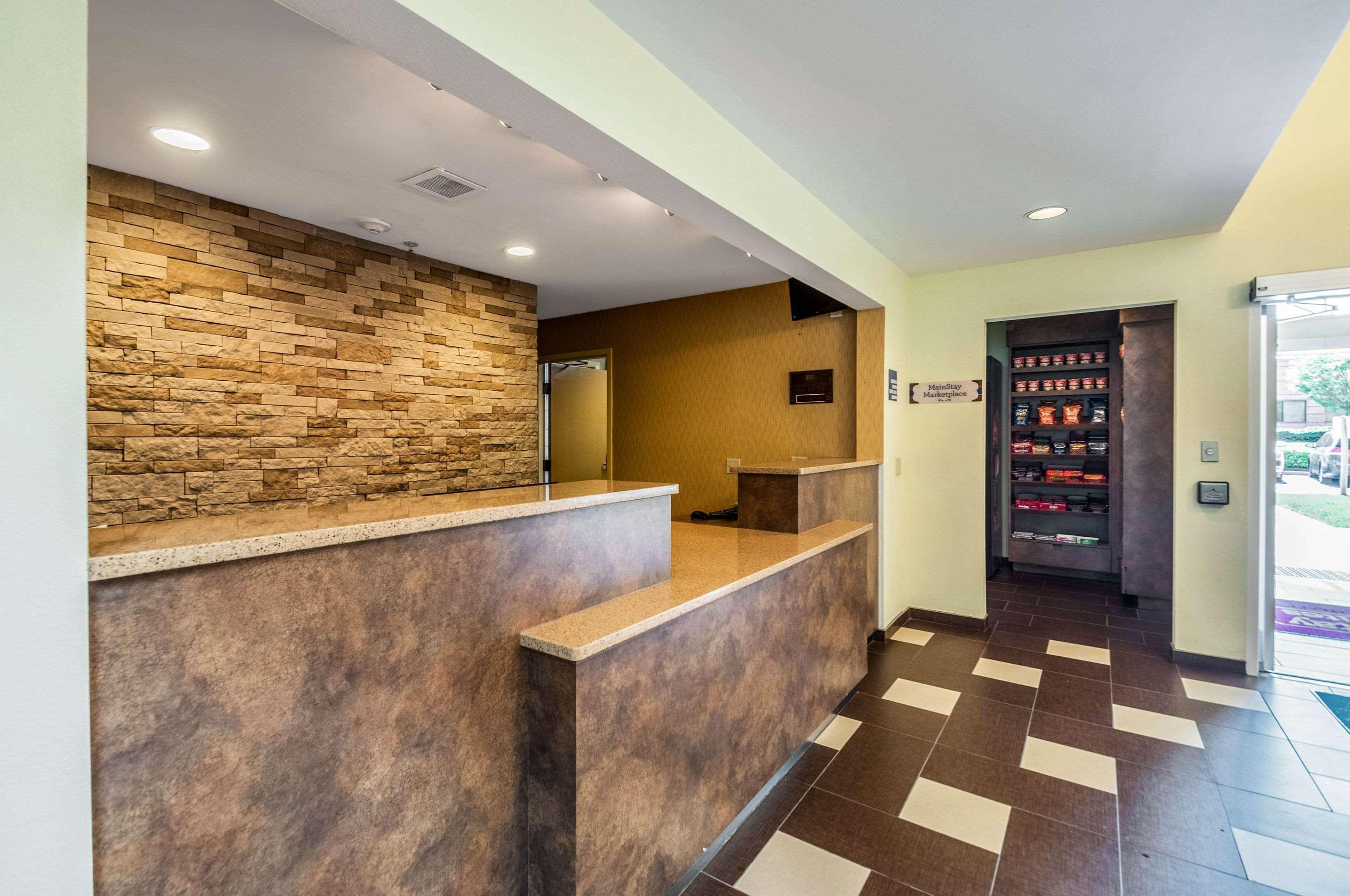 Mainstay Suites Frederick Extérieur photo
